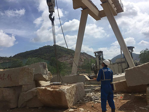 Kiểm định an toàn thiết bị nâng kiểu cầu Vũng Tàu Kiểm định an toàn thiết bị nâng kiểu cầu Vũng Tàu