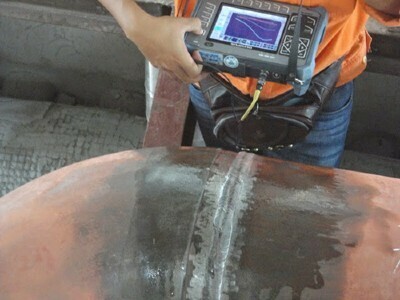 Kiểm tra mỗi hàn bằng phương pháp siêu âm (UT) Kiểm tra mỗi hàn bằng phương pháp siêu âm (UT)