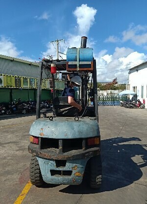 Sơ cấp nghề vận hành thiết bị nâng Sơ cấp nghề vận hành thiết bị nâng